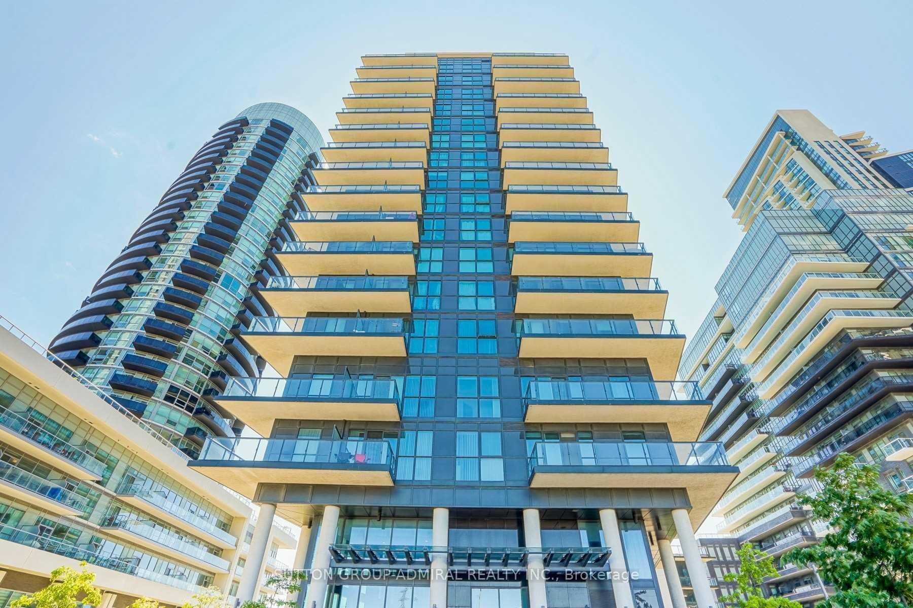 39 Annie Craig Drive Th 104, Toronto W06, ON M8V 0C5