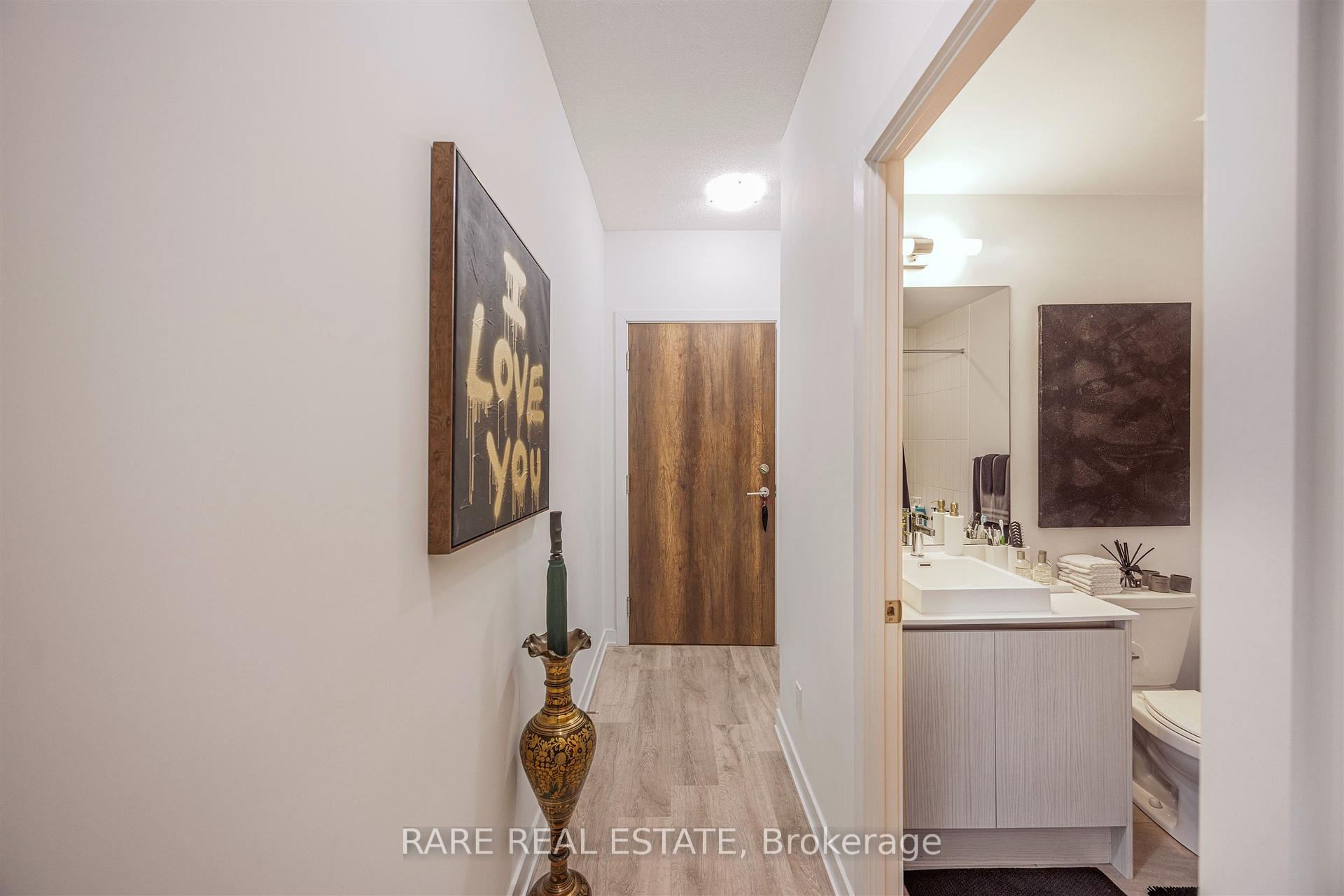 251 Manitoba Street 1209, Toronto W06, ON M8Y 0C7