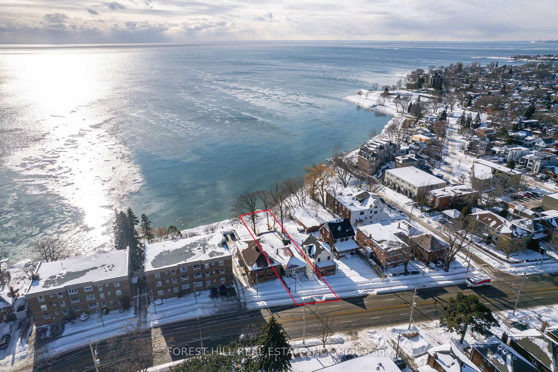 2703 Lake Shore Boulevard W, Toronto W06, ON M8V 1G6