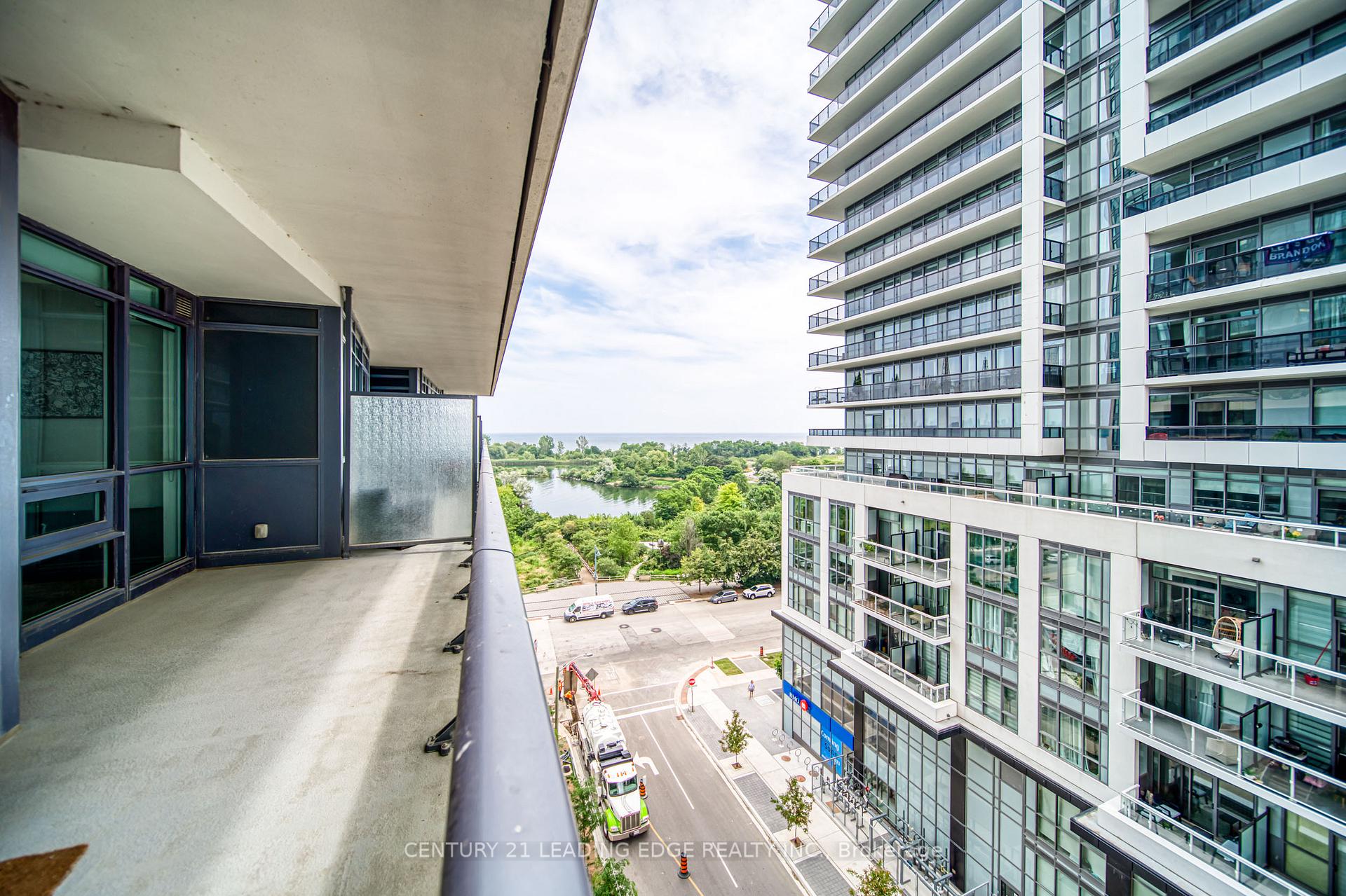 59 Annie Craig Drive 707, Toronto W06, ON M8V 0C5