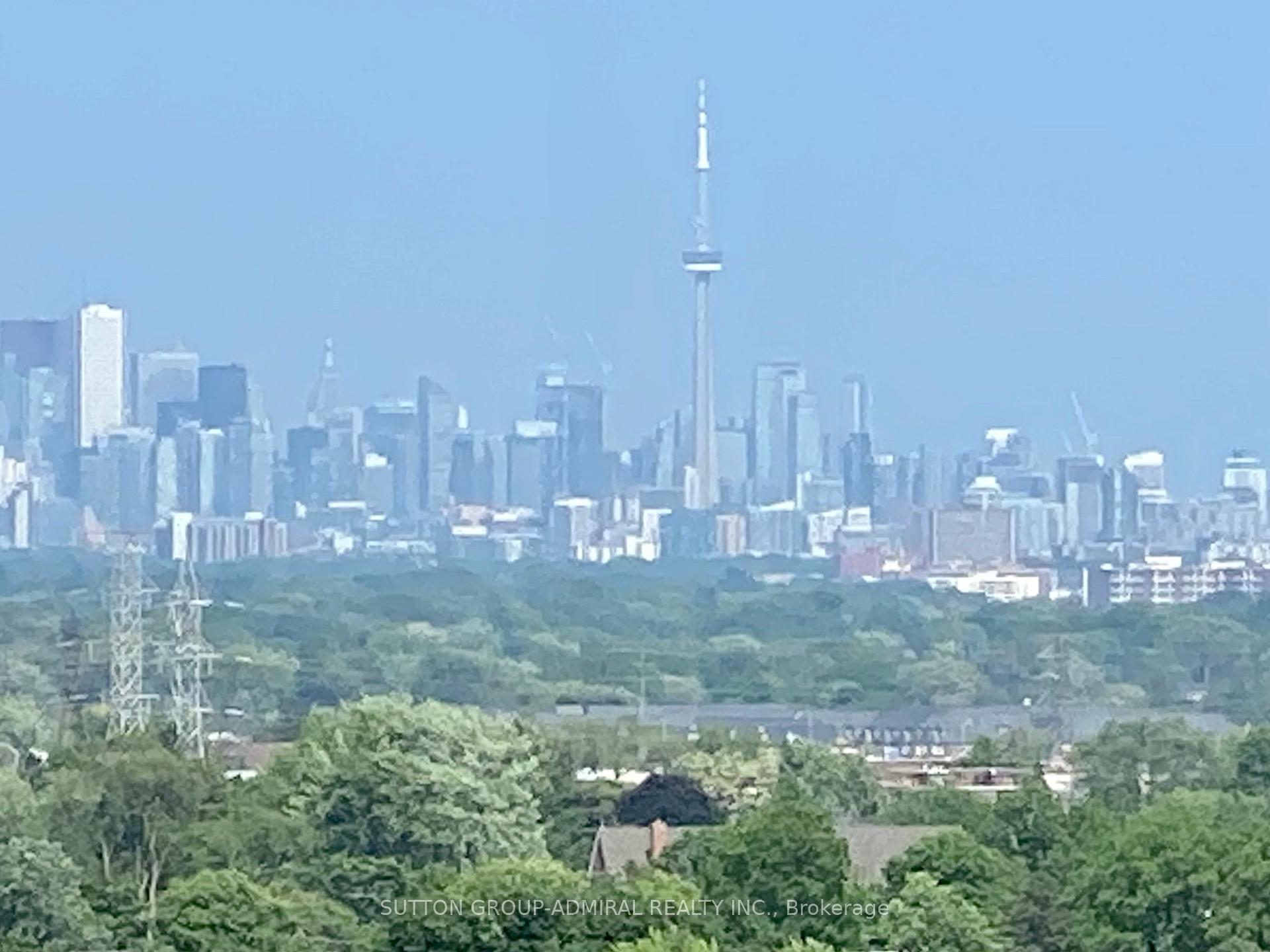 9 Valhalla Inn Road 1511, Toronto W08, ON M9B 0B2