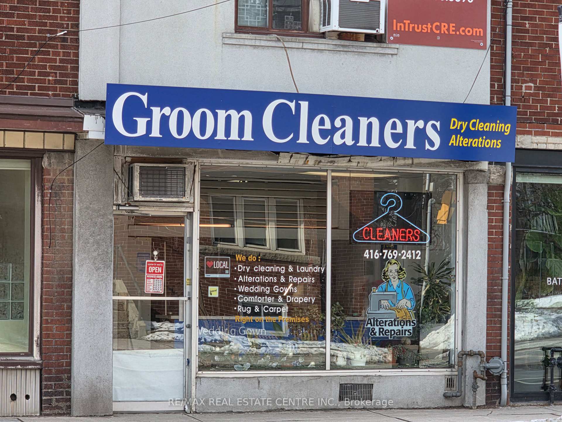 262 Jane Street, Toronto W02, ON M6S 3Z2