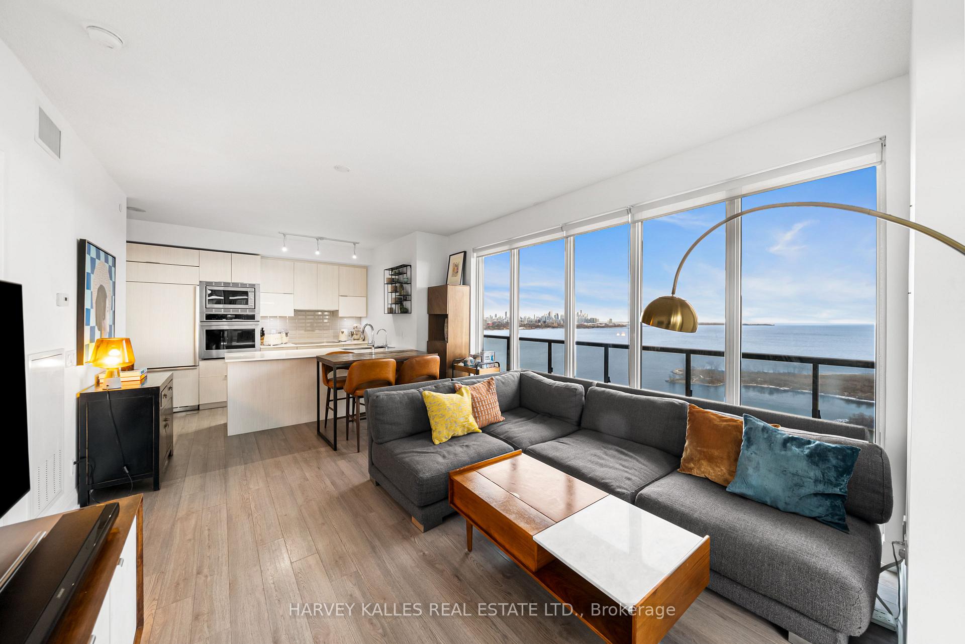 56 Annie Craig Drive 2703, Toronto W06, ON M8V 0C8