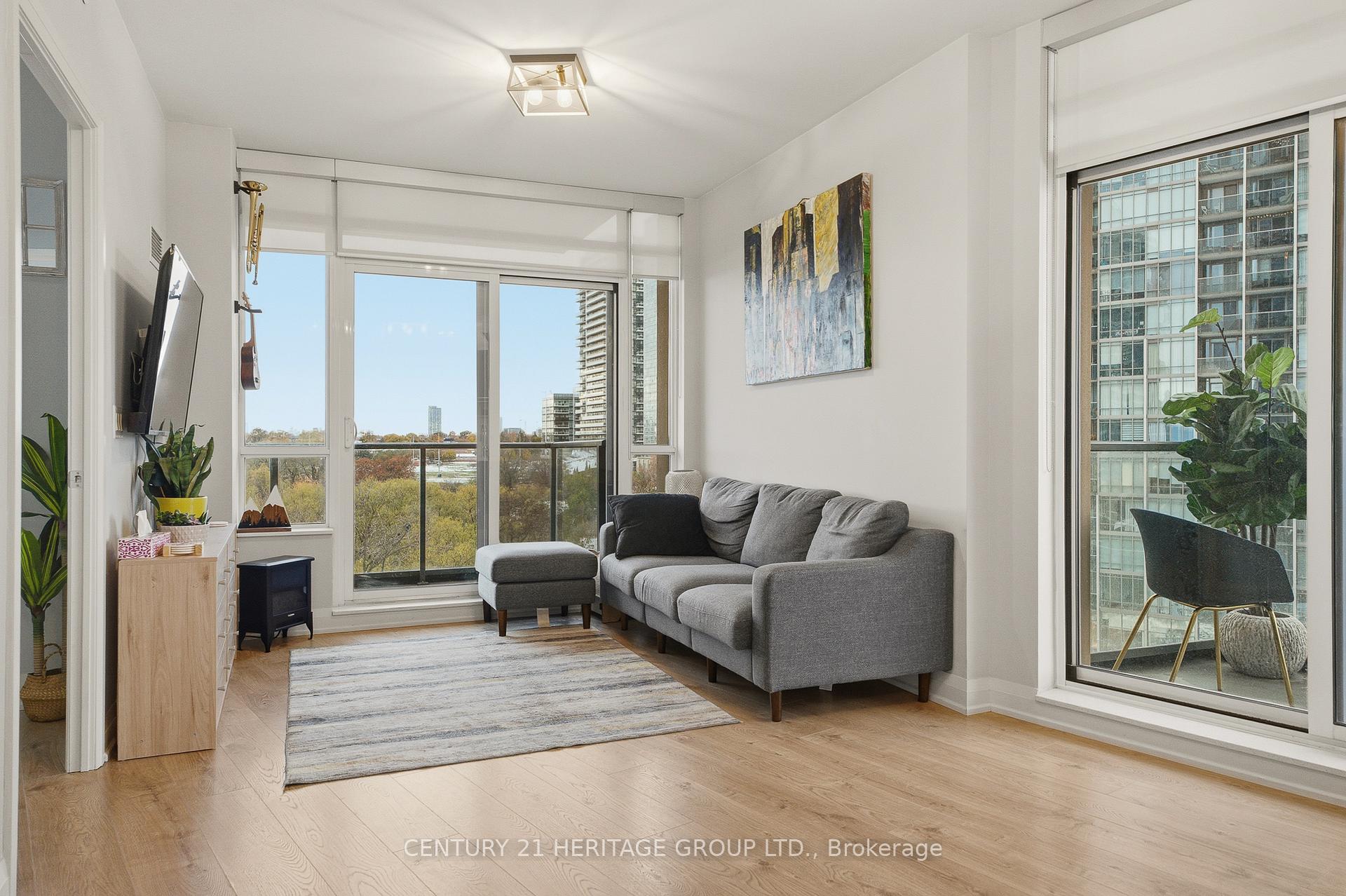36 Park Lawn Road 605, Toronto W06, ON M8V 0E5