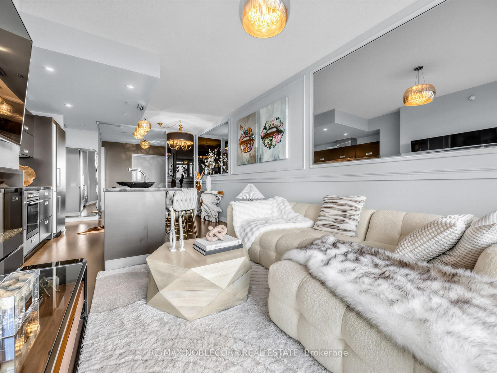 88 Park Lawn Road 2212, Toronto W06, ON M8Y 0B5