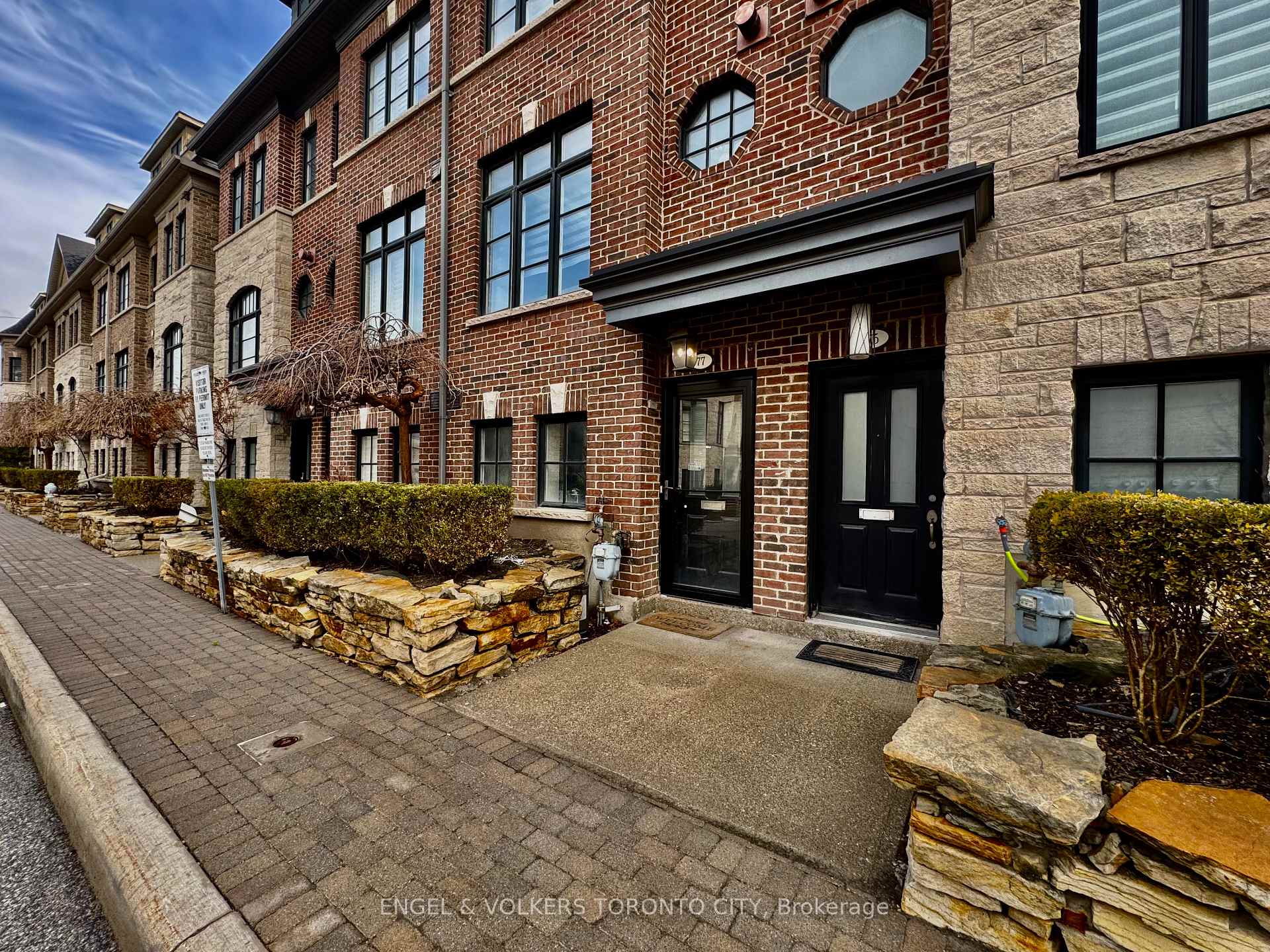 77 Ruby Lang Lane, Toronto W06, ON M8Z 0B8