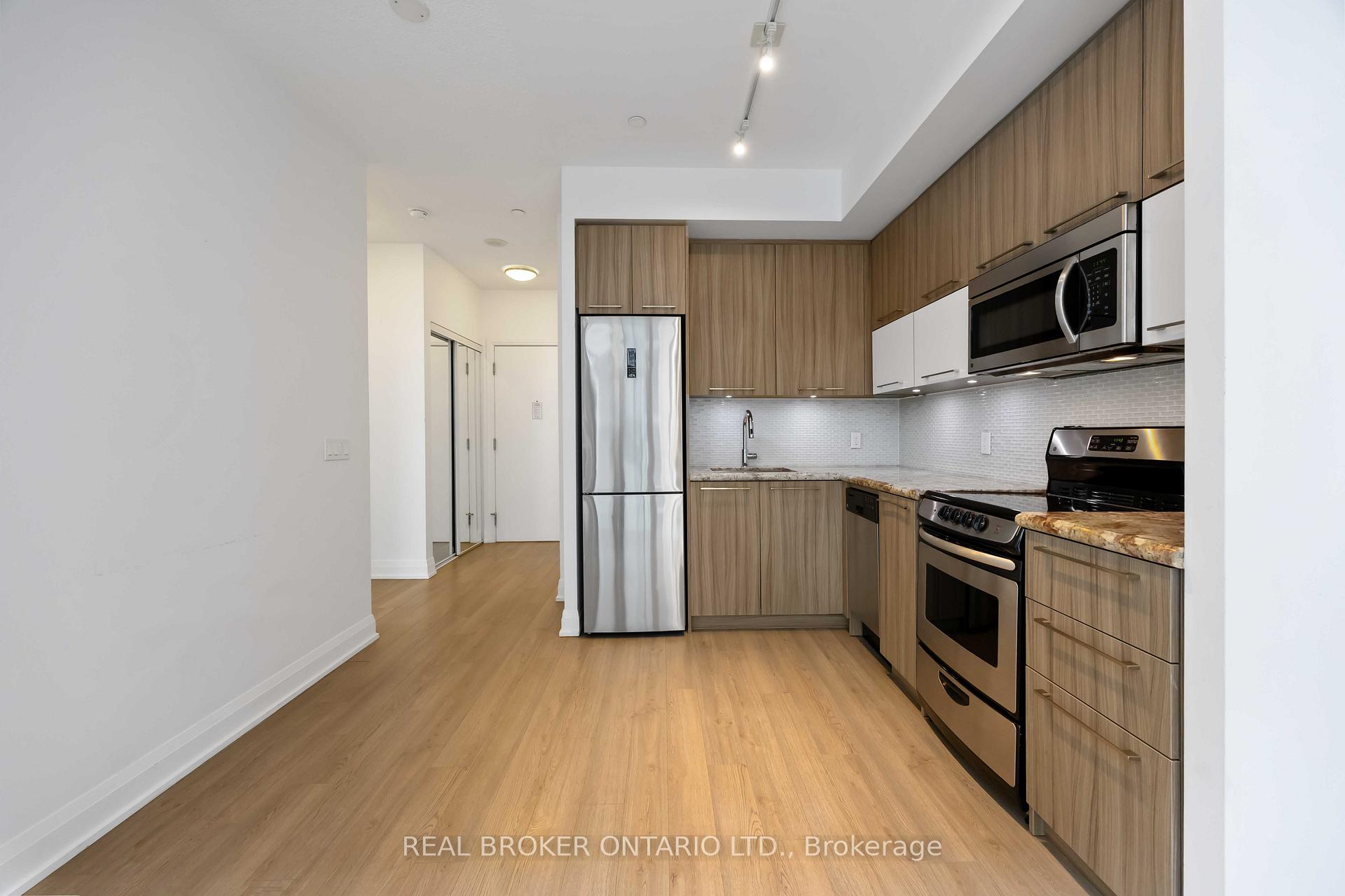 56 Annie Craig Drive 302, Toronto W06, ON M8V 0C5