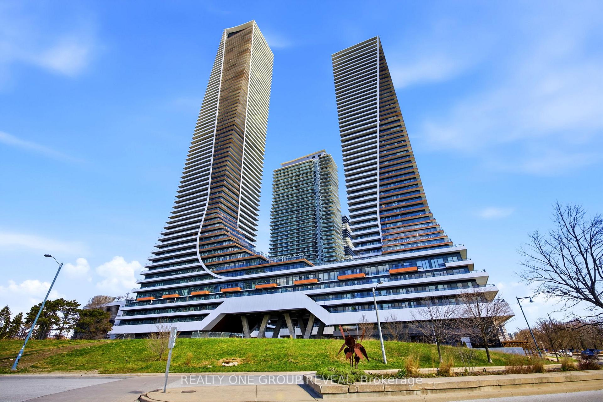 30 Shore Breeze Drive 3214, Toronto W06, ON M8V 0J1