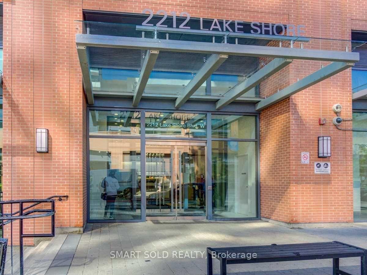 2212 Lake Shore Boulevard 1503, Toronto W06, ON M8V 0C2