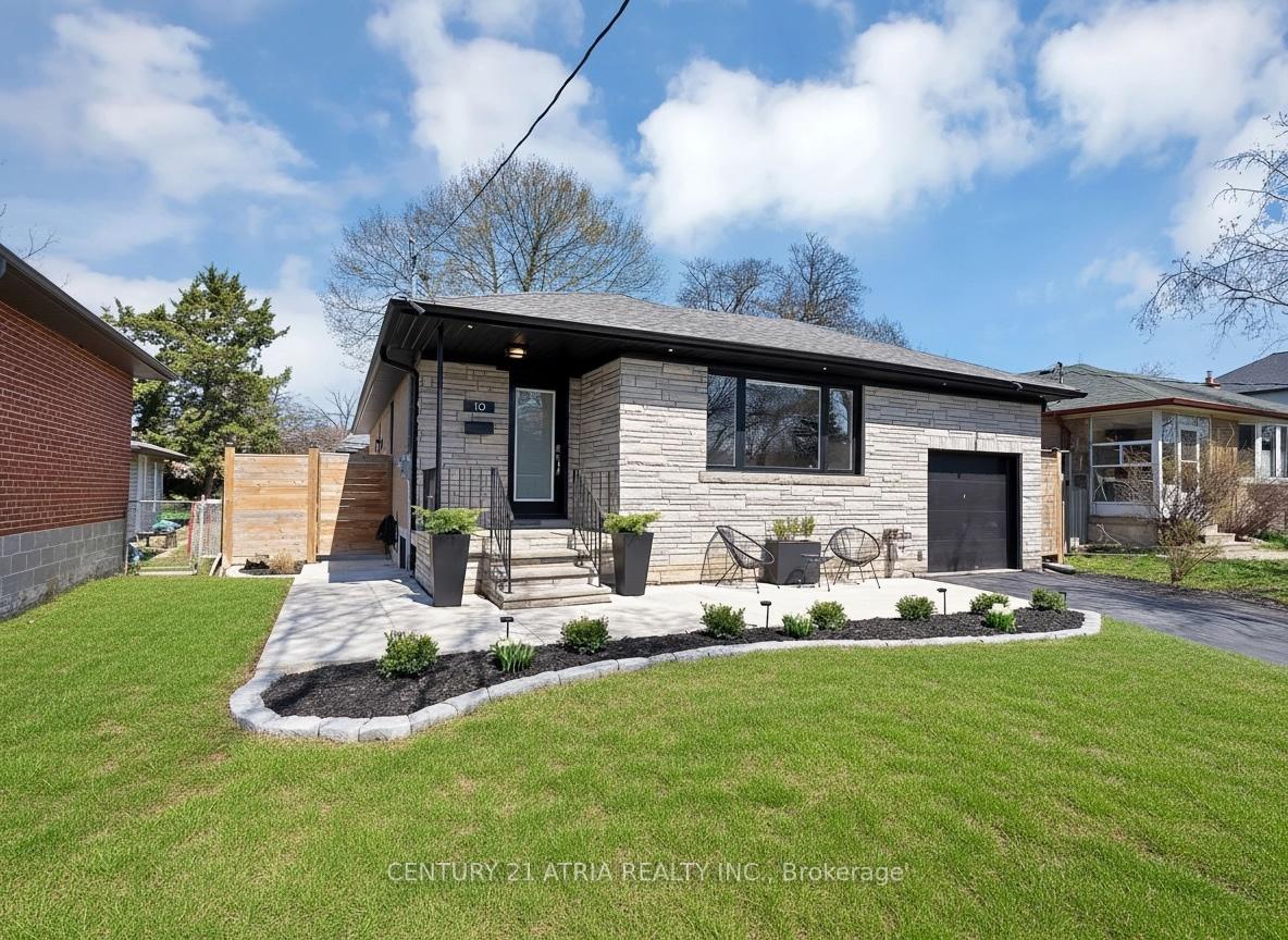10 Dunrobin Drive, Toronto W08, ON M9B 2S9