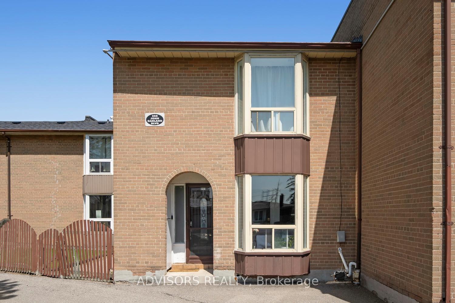 258 John Garland Boulevard 247, Toronto W10, ON M9V 1N8