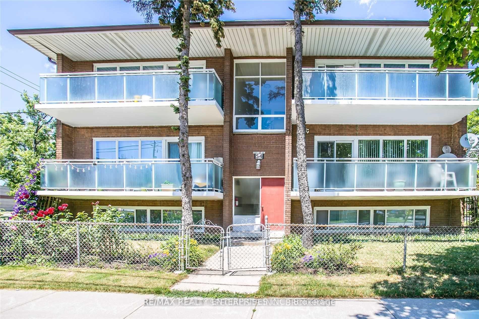 54 Rabbit Lane, Toronto W08, ON M9B 5S7