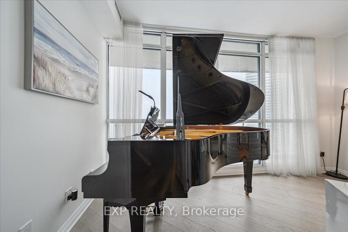 59 Annie Craig Drive 3404, Toronto W06, ON M8V 0C4