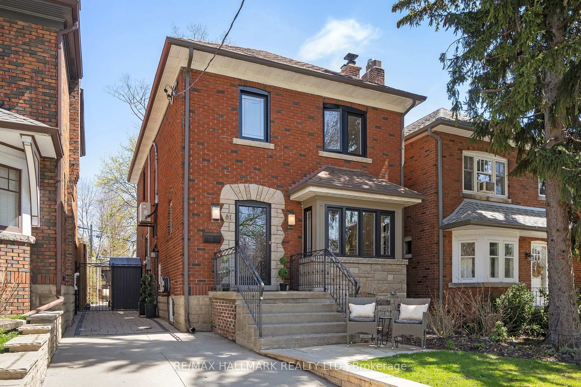 81 Armadale Avenue, Toronto W01, ON M6S 3W9