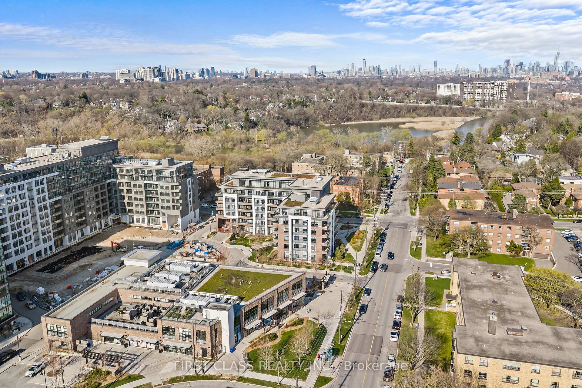 1 Neighbourhood Lane 110, Toronto W07, ON M8Y 0C2