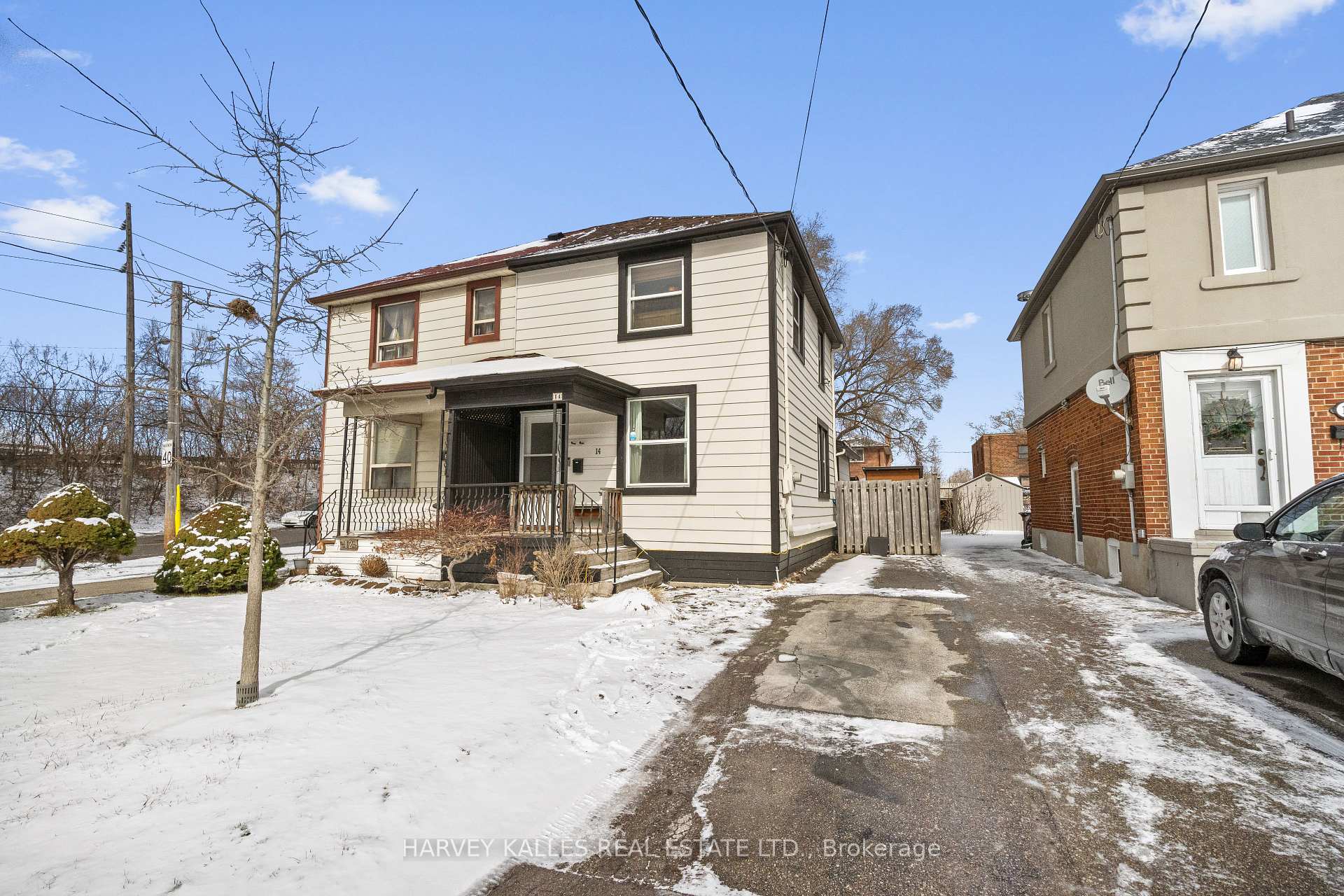 14 Manitoba Street, Toronto W06, ON M8Y 1C7