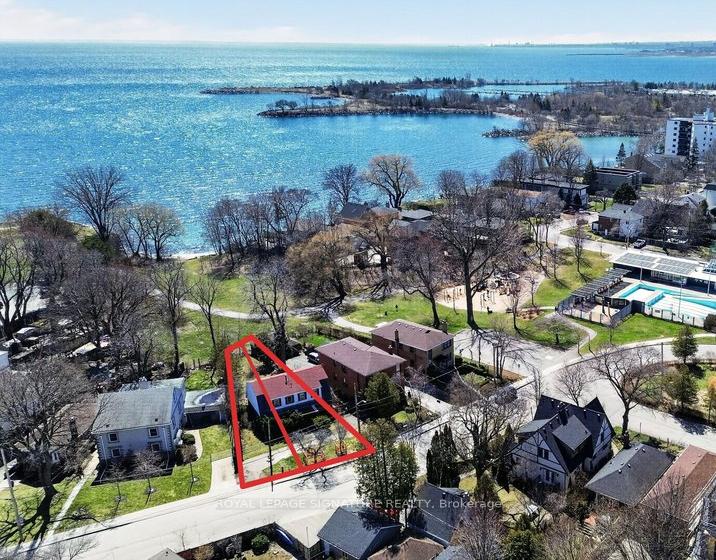175 Lake Shore Drive, Toronto W06, ON M8V 2A1