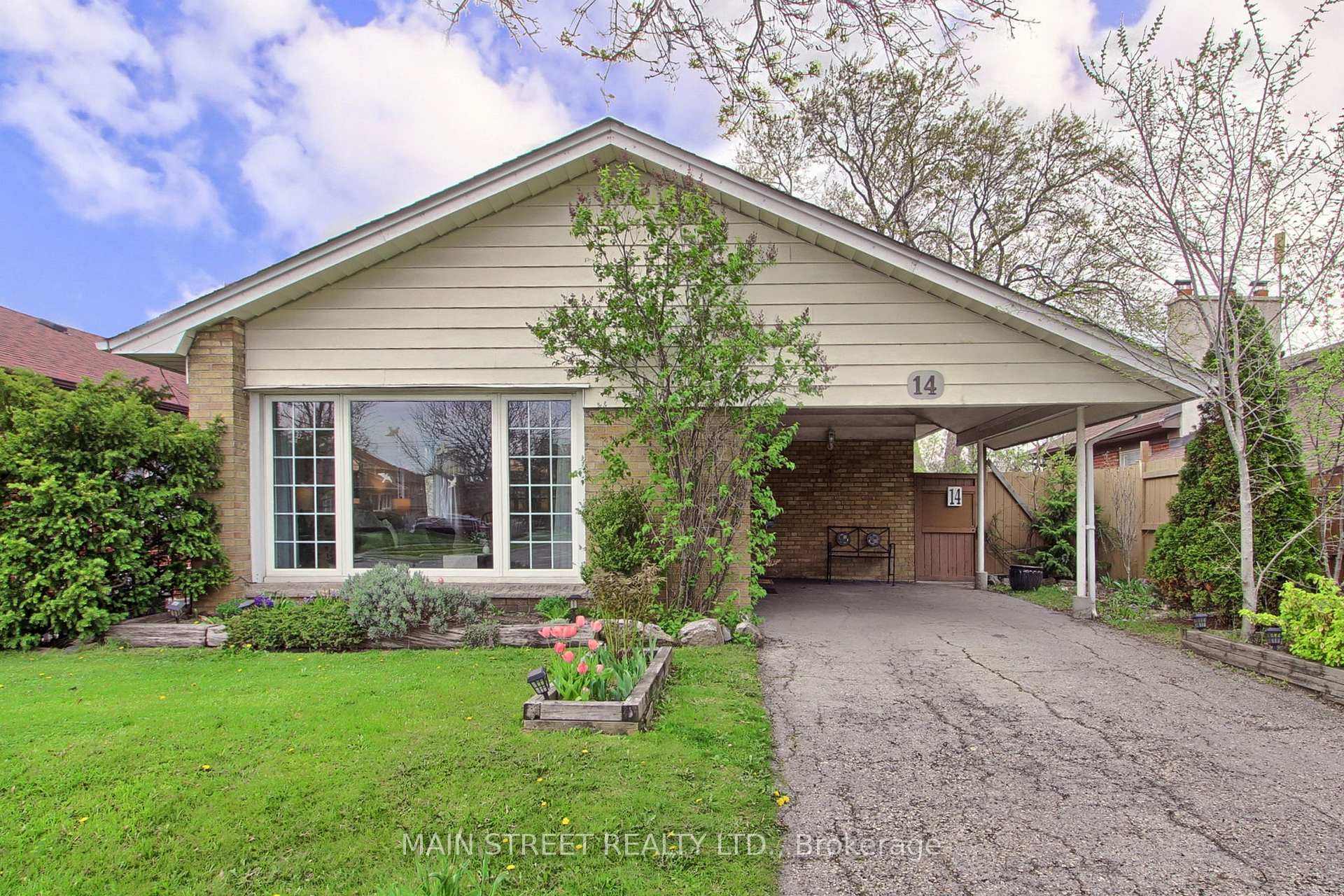 14 Westhampton Drive, Toronto W09, ON M9R 1X6