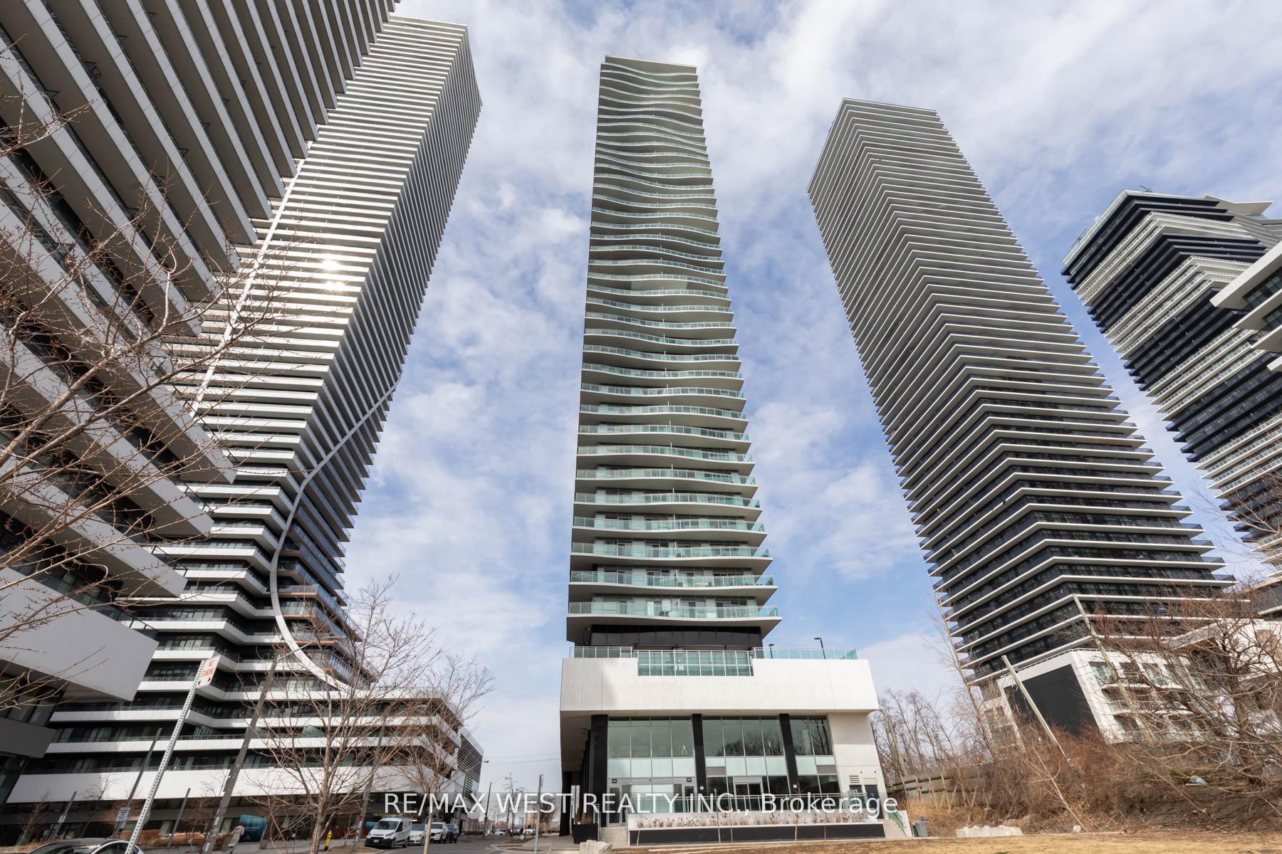 33 Shore Breeze Drive 802, Toronto W06, ON M8V 1A1