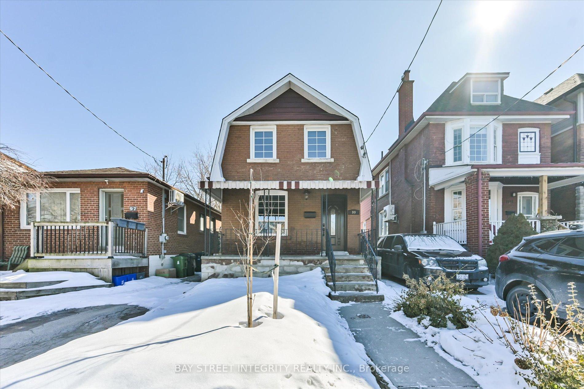 99 Symons Street, Toronto W06, ON M8V 1V1