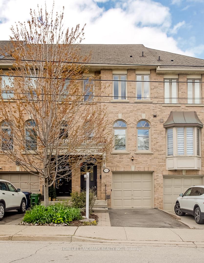 34 Mendota Road 9, Toronto W07, ON M8Y 1E8
