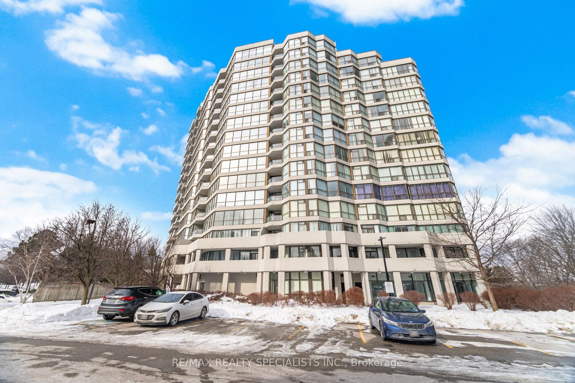 1 Rowntree Road 611, Toronto W10, ON M9V 5G7