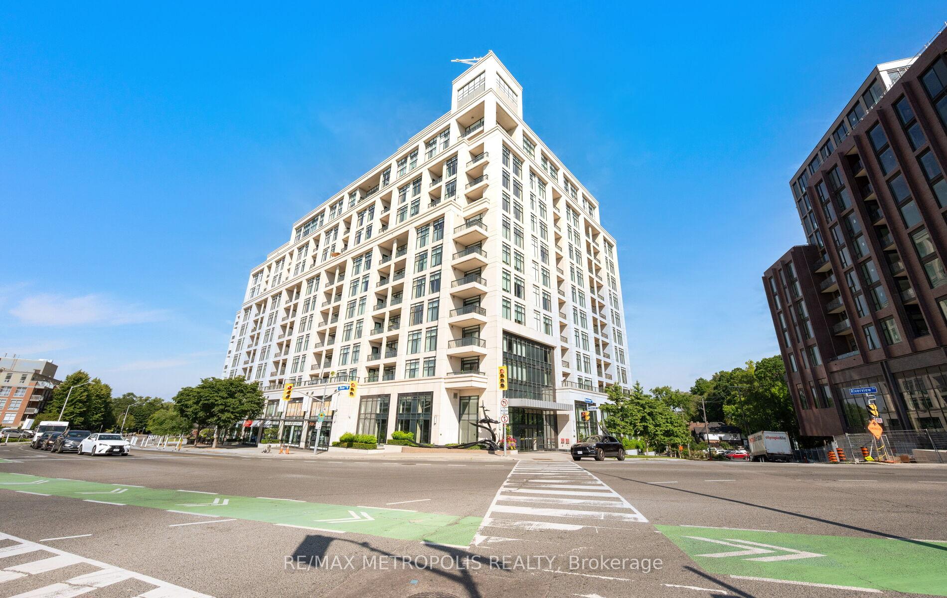 1 Old Mill Drive 407, Toronto, ON M6S 0A1